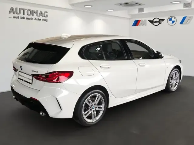 BMW 120