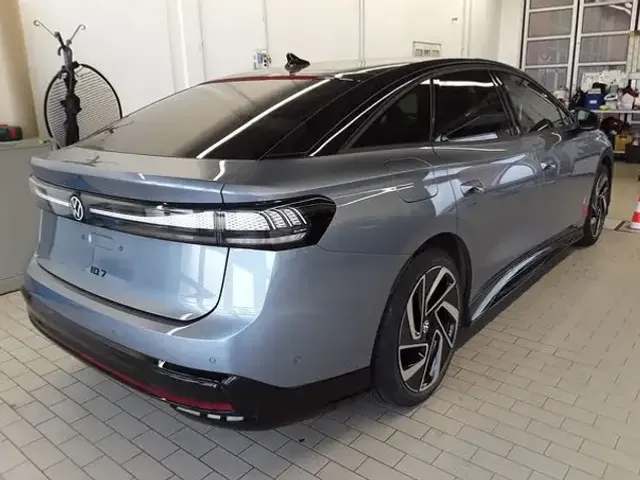 Volkswagen ID.7