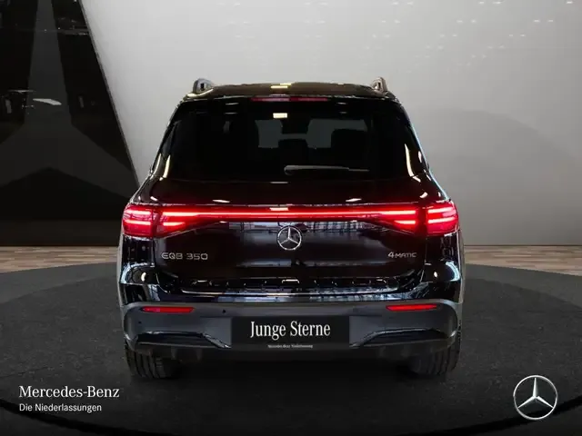 Mercedes-Benz EQB 350