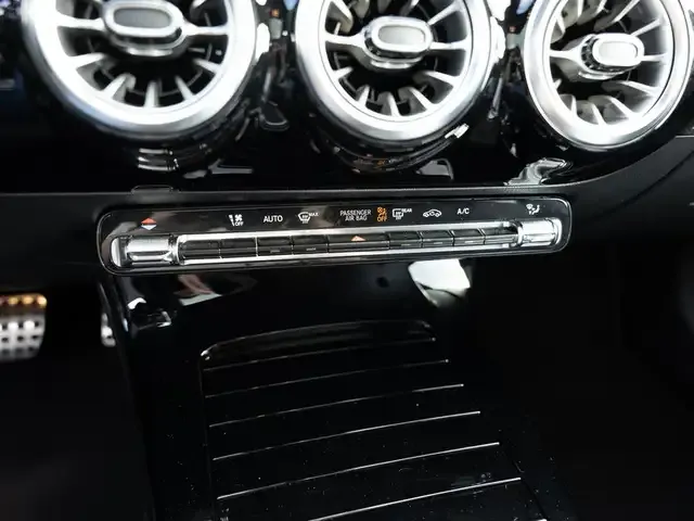 Mercedes-Benz A 35 AMG