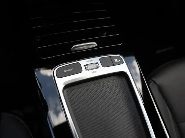 Mercedes-Benz A 35 AMG