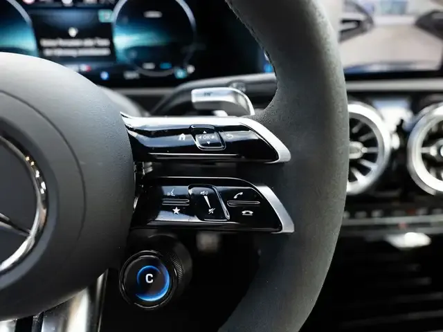 Mercedes-Benz A 35 AMG