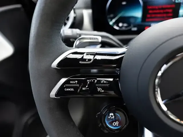 Mercedes-Benz A 35 AMG