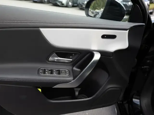 Mercedes-Benz A 35 AMG