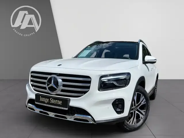 Mercedes-Benz GLB 220
