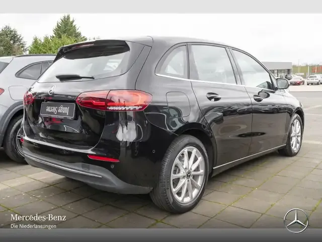 Mercedes-Benz B 250
