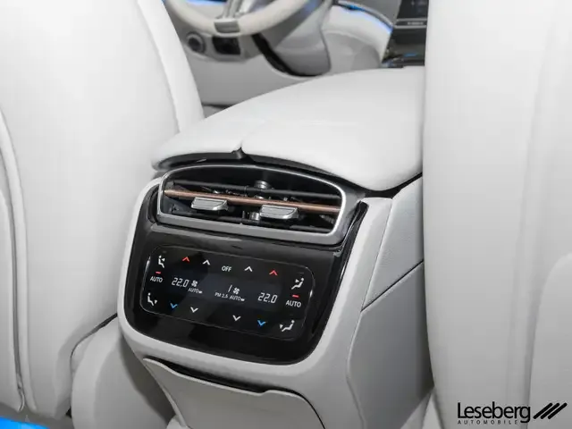 Mercedes-Benz EQE 350