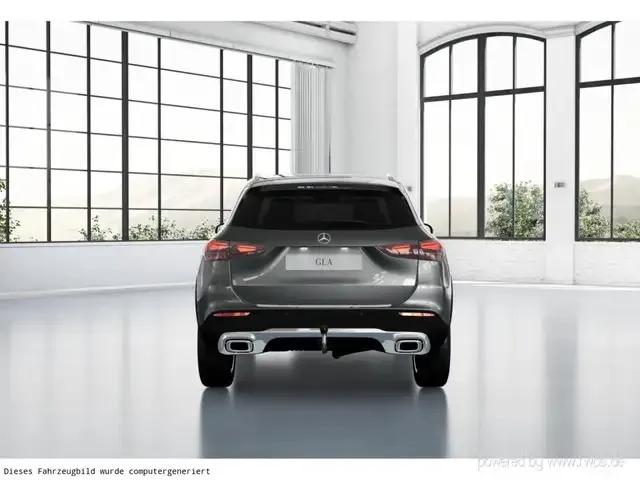 Mercedes-Benz GLA 220