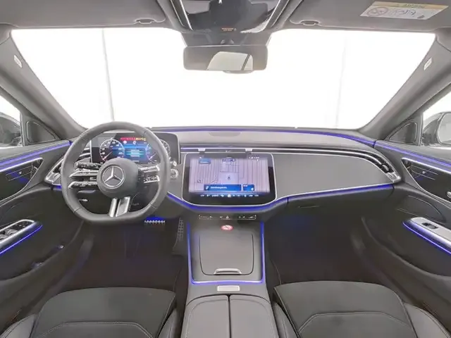 Mercedes-Benz E 200