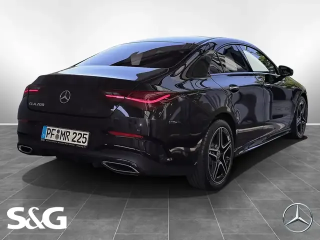 Mercedes-Benz CLA 200