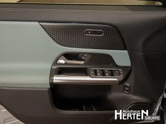 Mercedes-Benz GLA 180