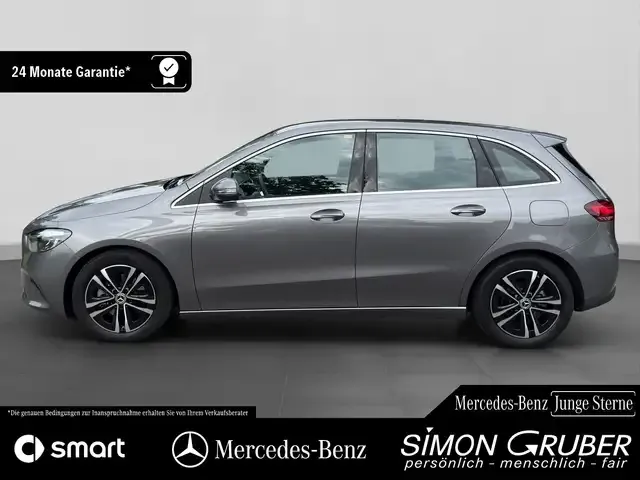 Mercedes-Benz B 180