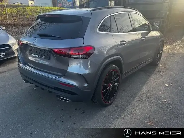 Mercedes-Benz GLA 250