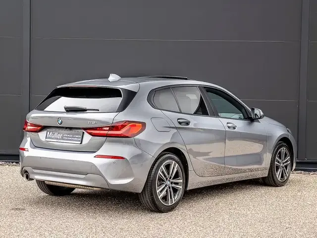 BMW 118