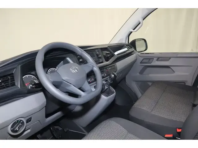 Volkswagen T6.1 Transporter