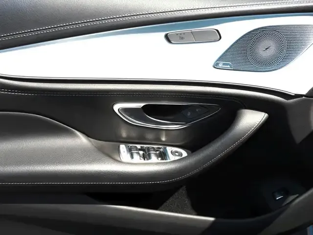 Mercedes-Benz CLS 300