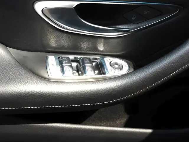 Mercedes-Benz CLS 300