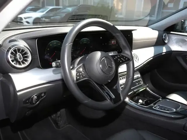 Mercedes-Benz CLS 300