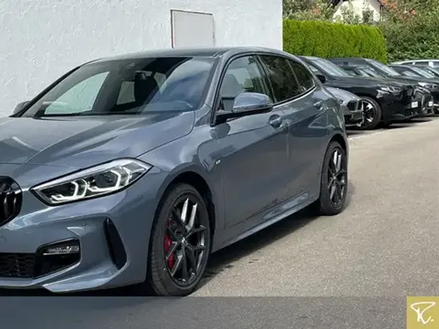 BMW 120