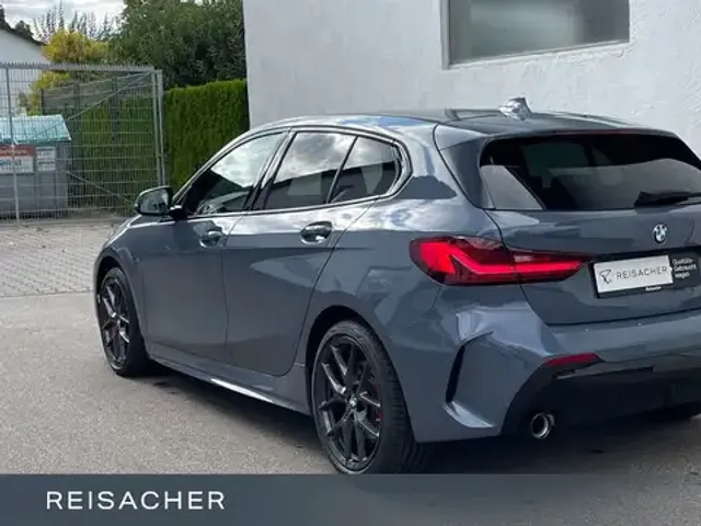 BMW 120