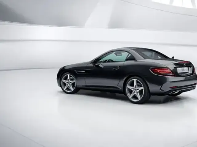 Mercedes-Benz SLC 200