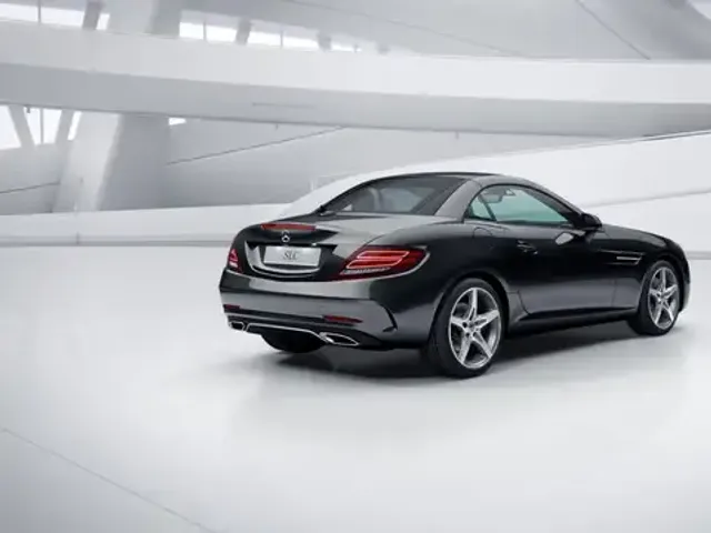 Mercedes-Benz SLC 200