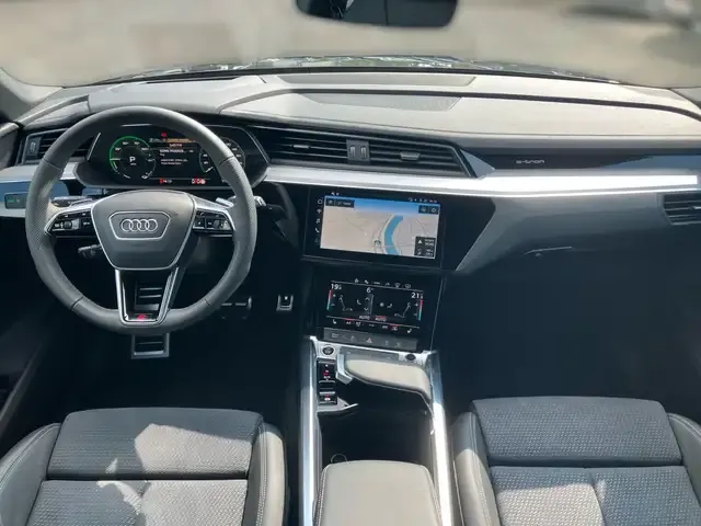 Audi Q8 e-tron