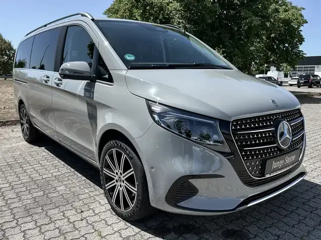 Mercedes-Benz V 250