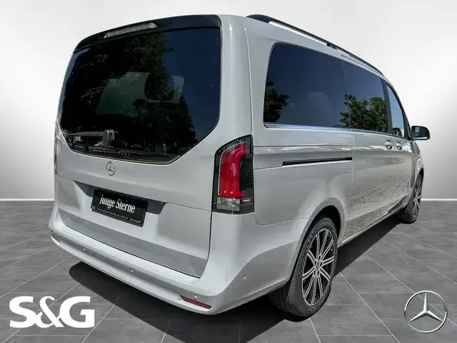 Mercedes-Benz V 250