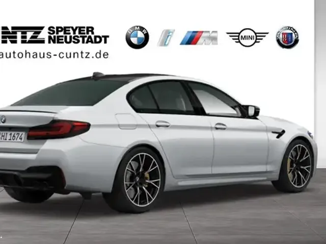 BMW M5