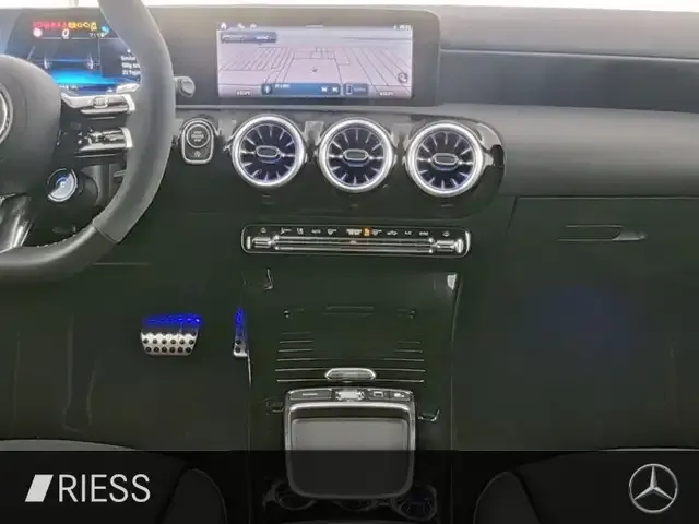 Mercedes-Benz A 45 AMG