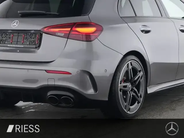 Mercedes-Benz A 45 AMG