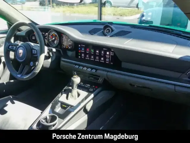 Porsche 992