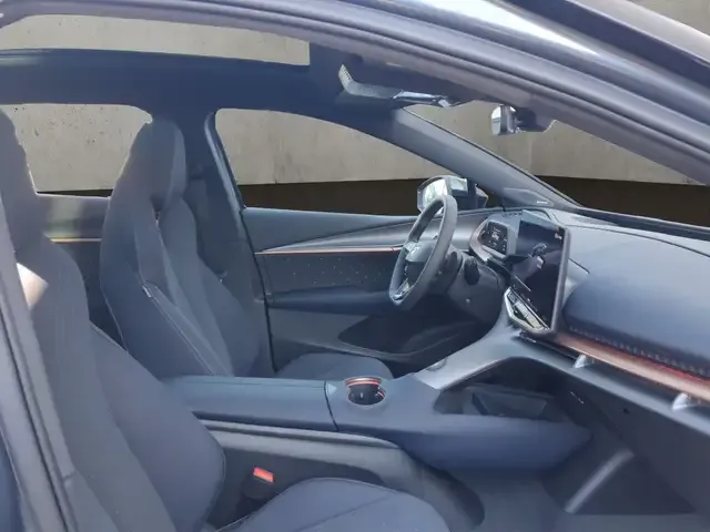 CUPRA Tavascan