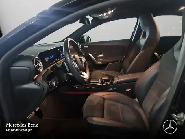 Mercedes-Benz A 35 AMG