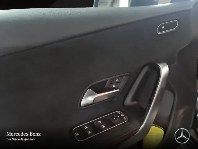 Mercedes-Benz A 35 AMG