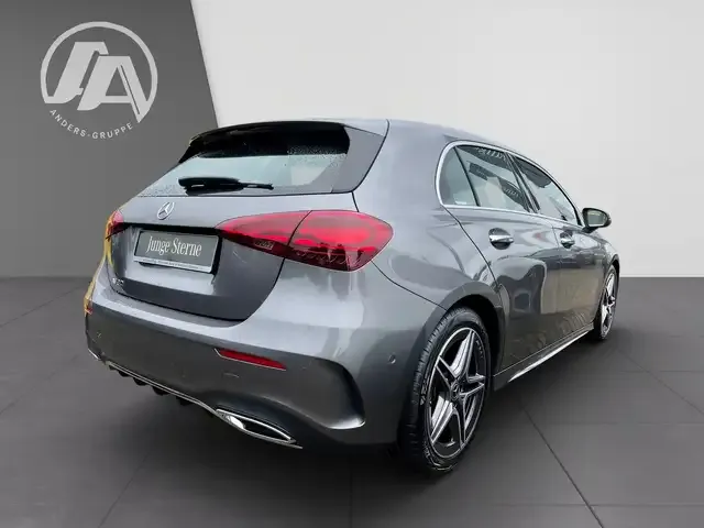 Mercedes-Benz A 180