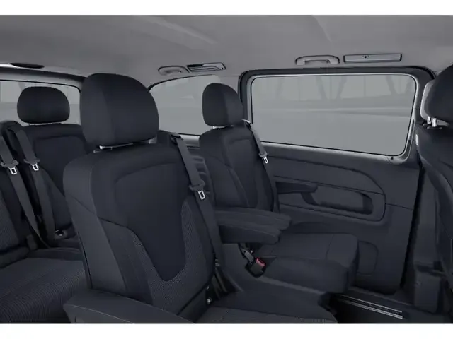 Mercedes-Benz V 220