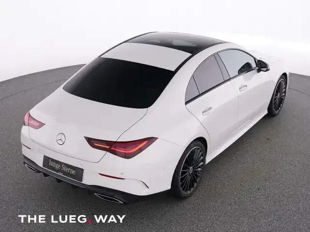 Mercedes-Benz CLA 200