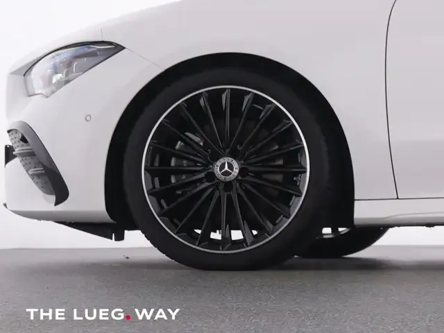 Mercedes-Benz CLA 200