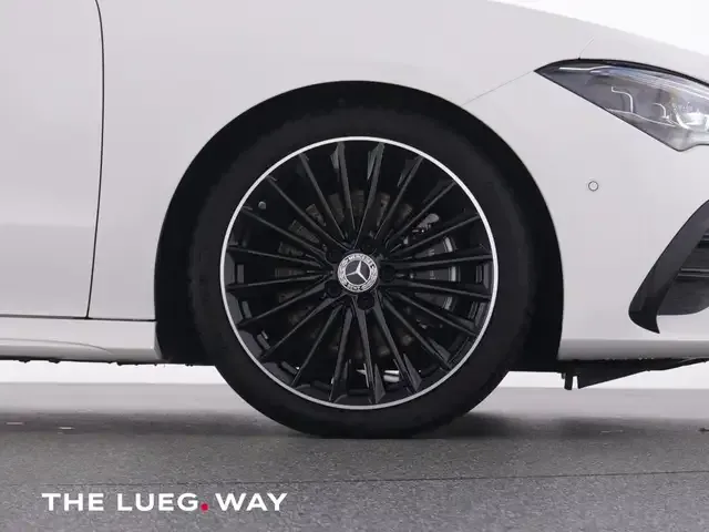 Mercedes-Benz CLA 200