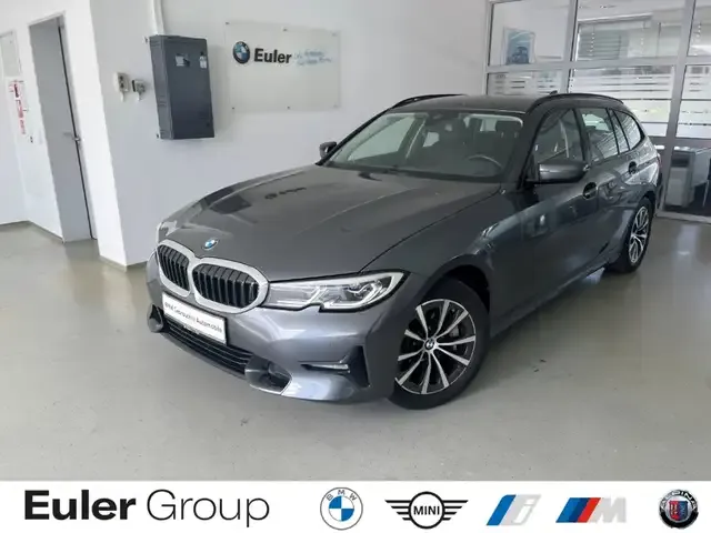 BMW 330