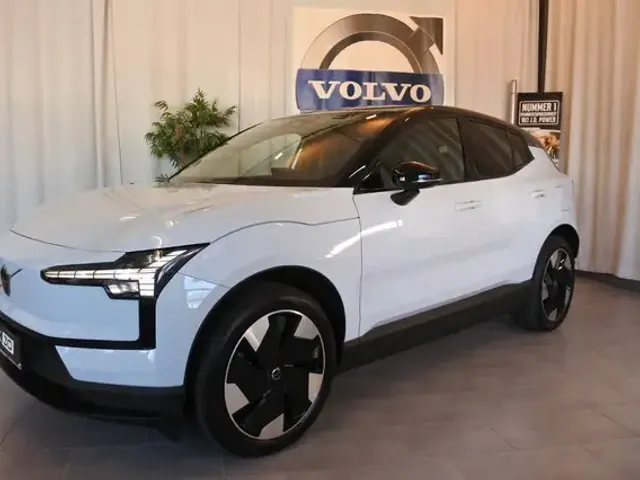 Volvo EX30