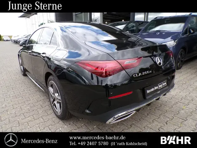 Mercedes-Benz CLA 200