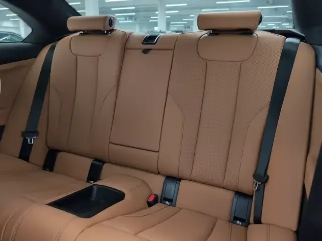 BMW 230