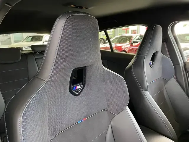 BMW M1