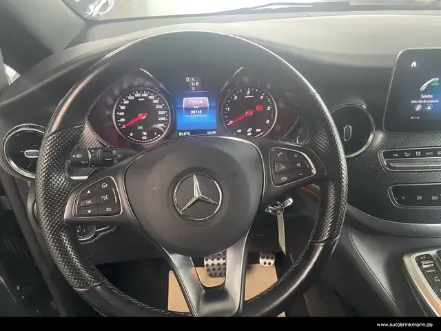 Mercedes-Benz V 250