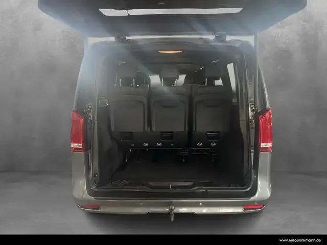 Mercedes-Benz V 250