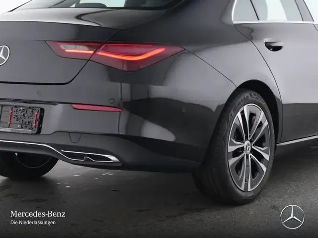 Mercedes-Benz CLA 180