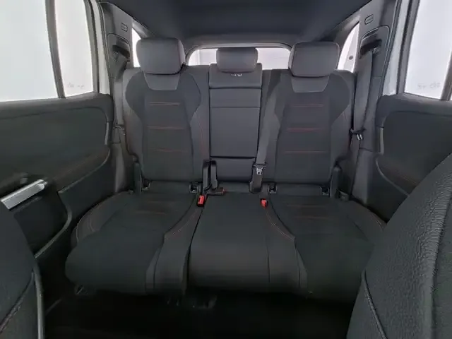 Mercedes-Benz EQB 300